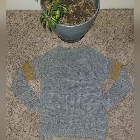 Poof New York V-Neck Sweater Women's Sz Lg - Picture 10 of 10